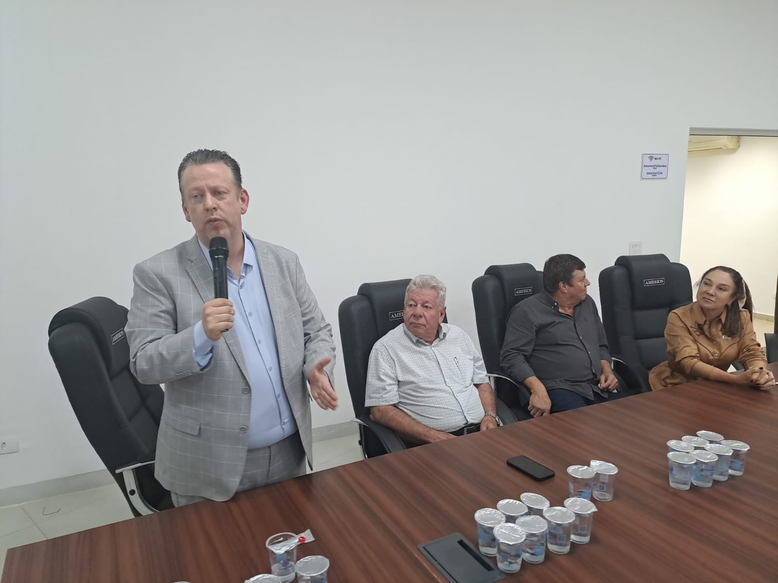 Prefeitos da Amerios anunciam união para apoiar Darlan Scalco a deputado federal
