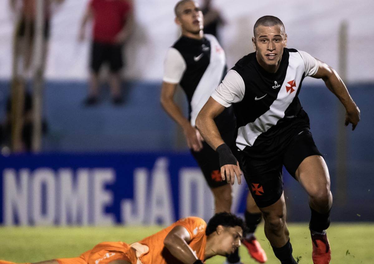 Jornal Ilustrado - Atacante de Umuarama, Bruno Lopes brilha na Copinha, renova com o Vasco e vira destaque da base