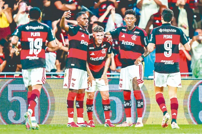 Jornal Ilustrado - São Paulo e Flamengo estreiam hoje no Brasileirão acumulando pressão dos Estaduais