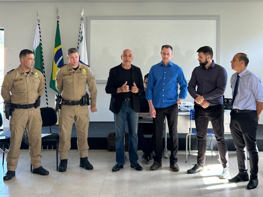 Apresentados novo comandante do 25º BPM e novo delegado-chefe da 7ª SDP em Umuarama
