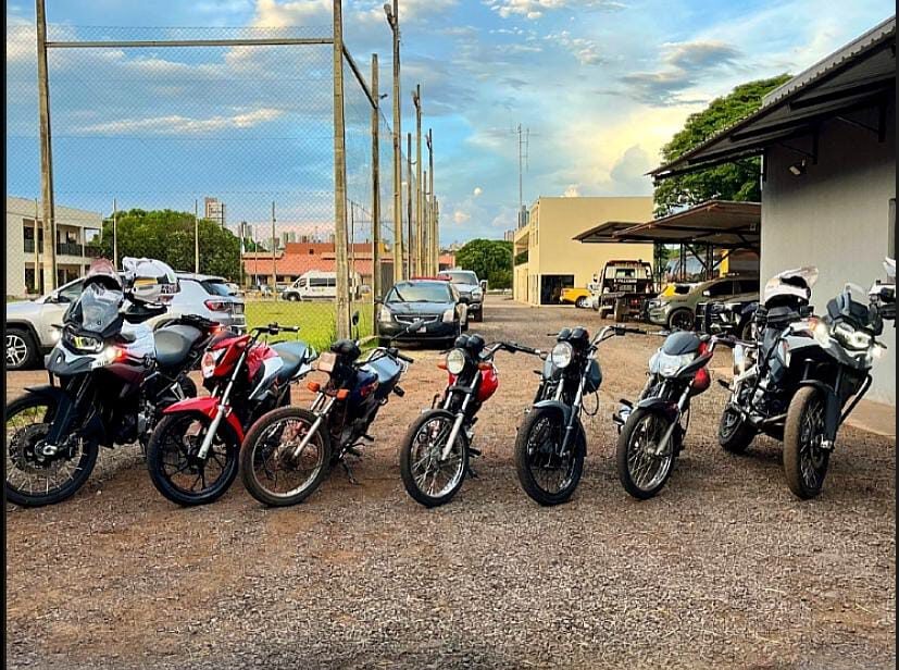 Jornal Ilustrado - PM fecha o cerco a motociclistas que promoviam arruaças em Serra dos Dourados