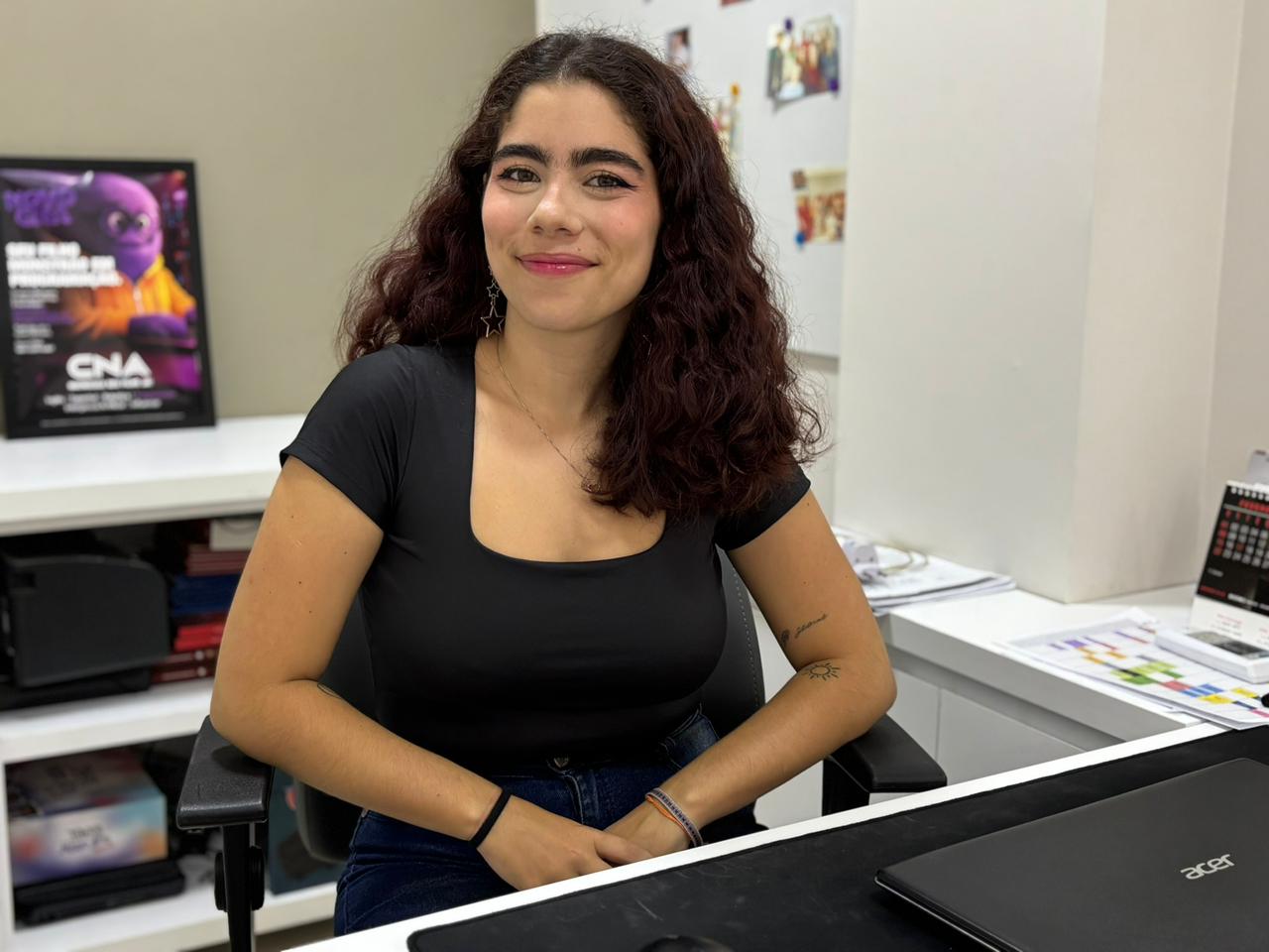 Jornal Ilustrado - Estudante do IFPR de Umuarama é selecionada para intercâmbio de pesquisa no Canadá
