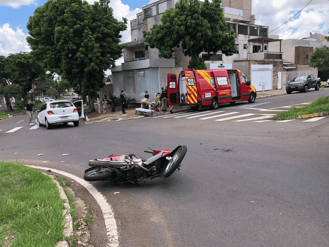 Jornal Ilustrado - O grande jornal do Noroeste do Paraná Jornal Ilustrado - Motociclista sofre traumatismo craniano após colisão em Umuarama