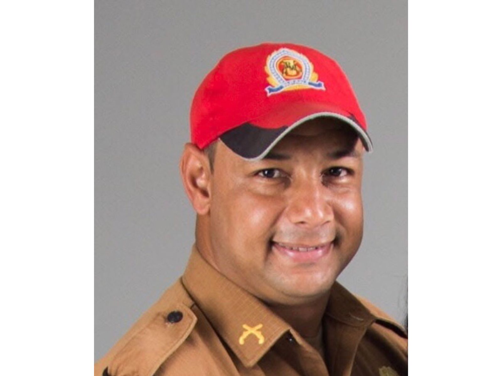 Jornal Ilustrado - Confirmada morte de policial encontrado baleado dentro de carro em Umuarama 
