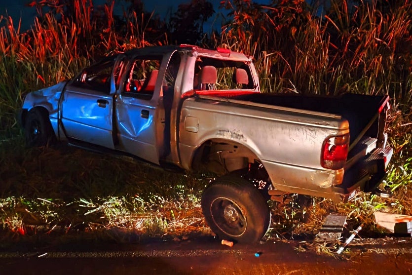 Jornal Ilustrado - Menino de 7 anos morre após colisão entre caminhonete e carro em Cafezal do Sul