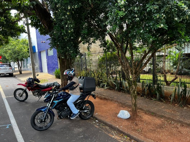 Jornal Ilustrado - Motoboys pedem local como ‘ponto de parada’ na área central