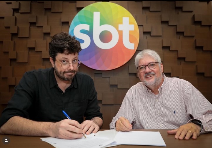 Danilo Gentili renova com o SBT e faz ‘trollagem’ nas redes sociais