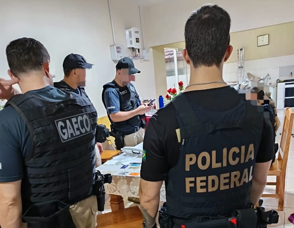 PMs presos são suspeitos de atuar como batedores de contrabandistas