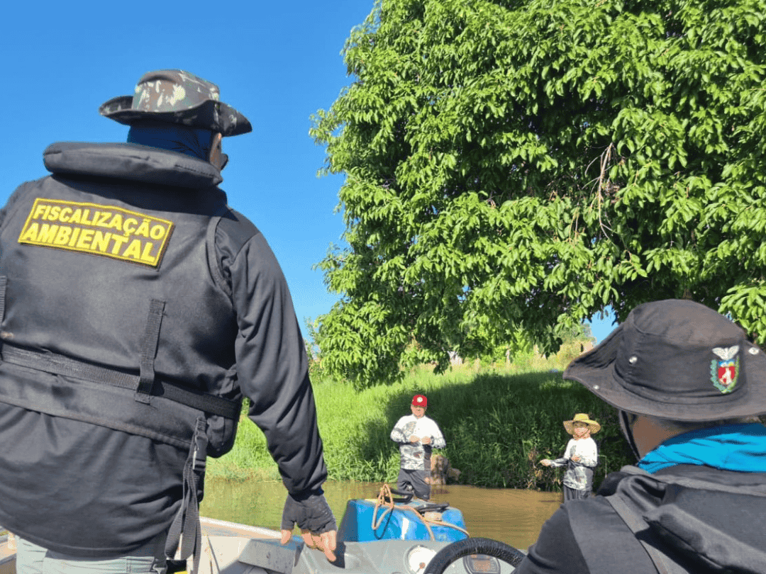 Jornal Ilustrado - IAT apreende 222 quilos de peixe e aplica R$ 169,2 mil em multas durante a Piracema