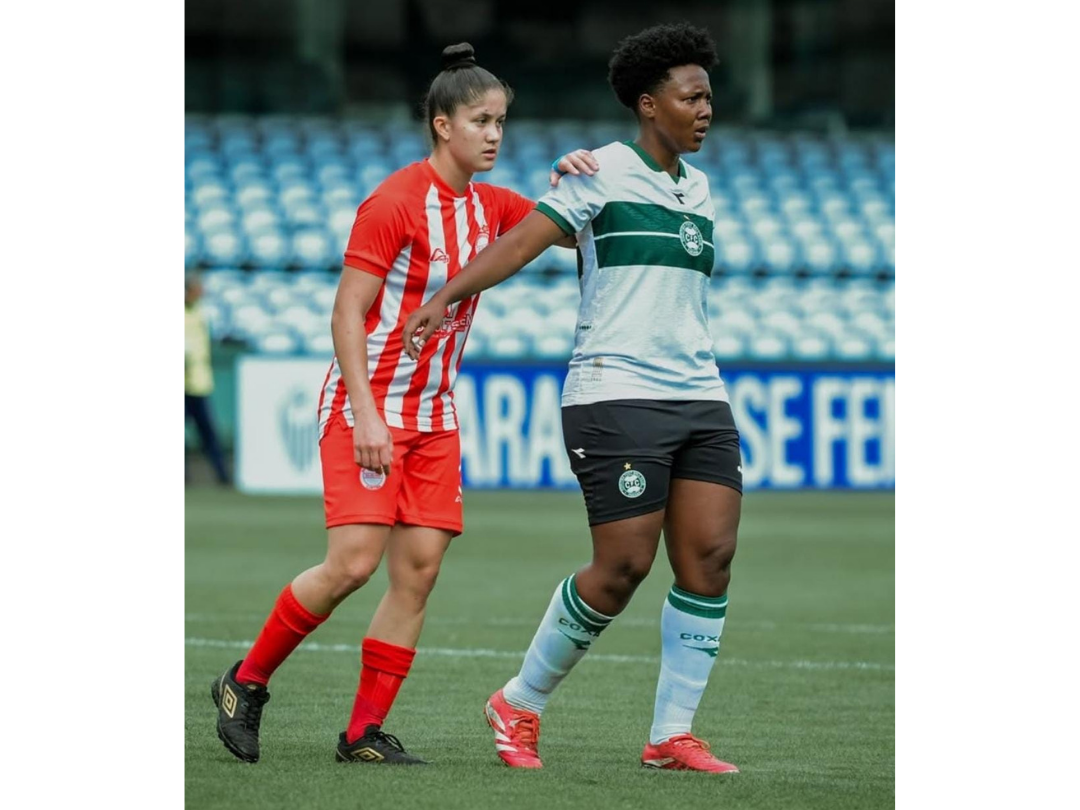 Jornal Ilustrado - De Xambrê para o Coritiba: atleta paranaense tem trajetória de sucesso no futebol feminino