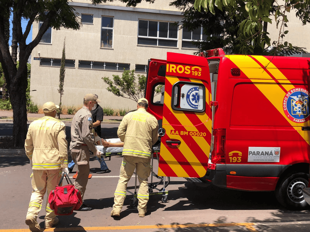 Jornal Ilustrado - Queda de moto deixa menino de 13 anos ferido em avenida de Umuarama