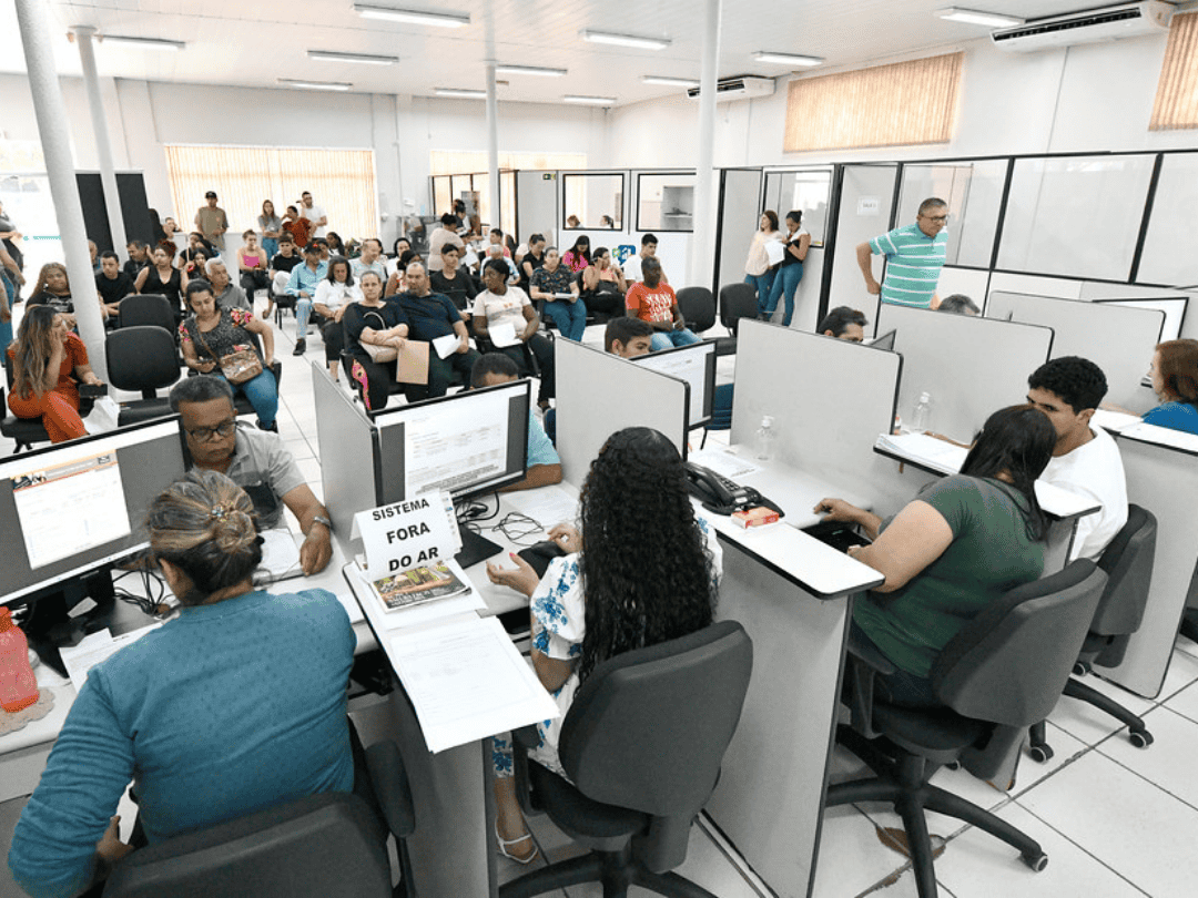 Agência do Trabalhador realiza mais de 700 atendimentos semanais