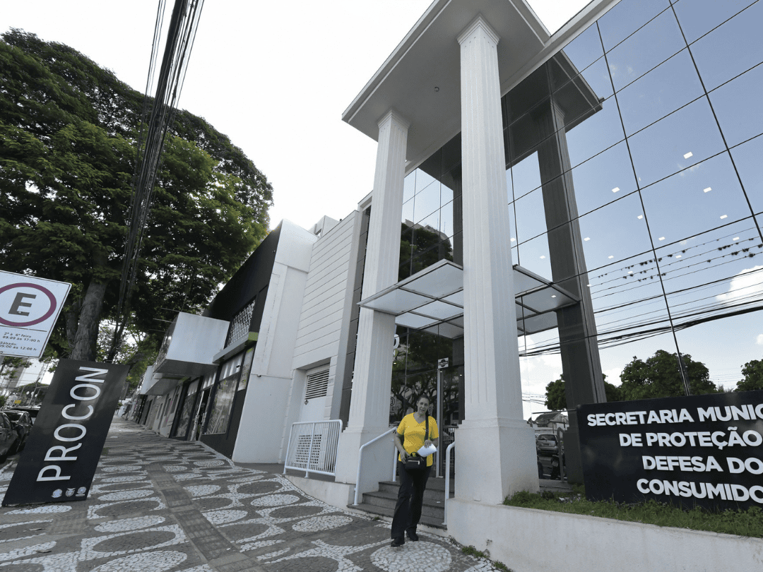 Procon Umuarama promove atendimento exclusivo com Sanepar e Copel