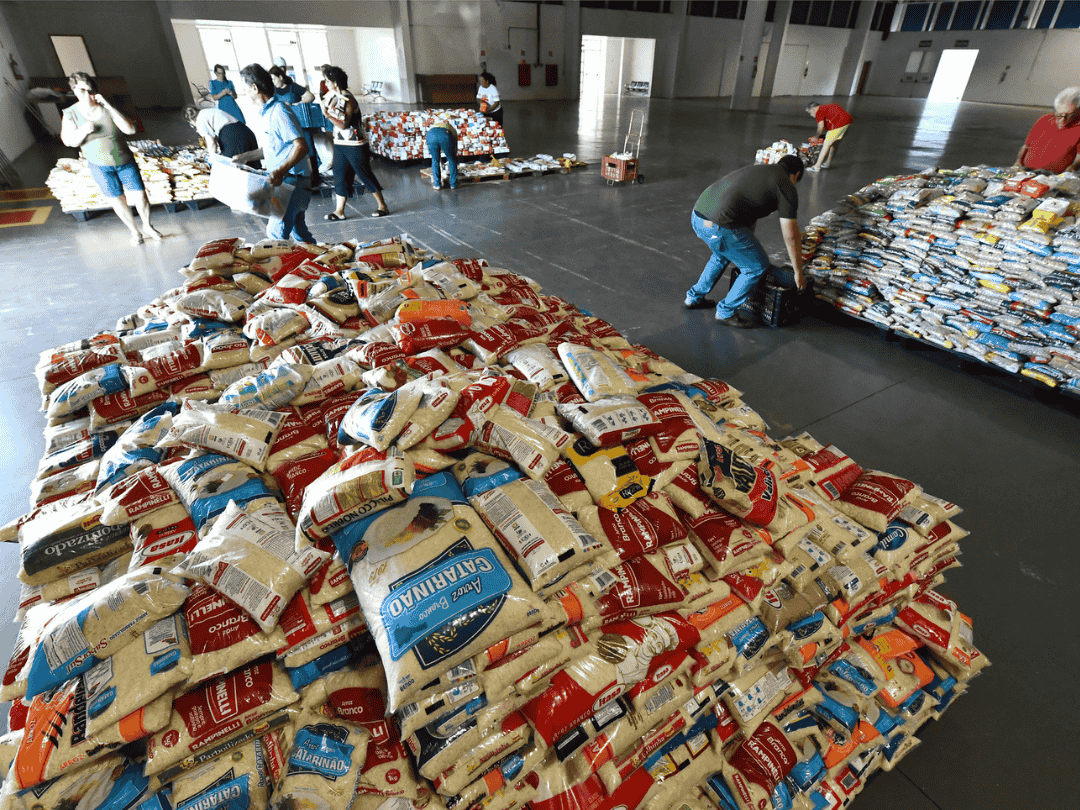 Assistência Social inicia distribuição de alimentos arrecadados na Expo Umuarama