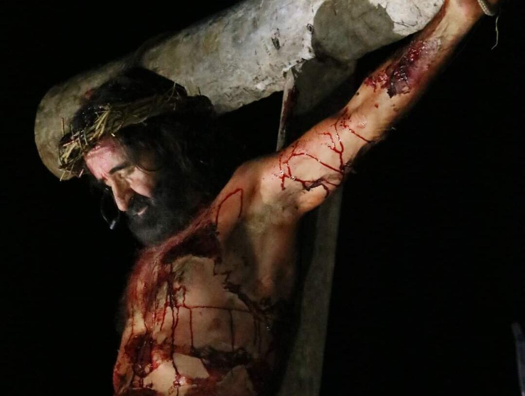 Ator umuaramense interpreta Jesus há 47 anos na encenação da Paixão de Cristo