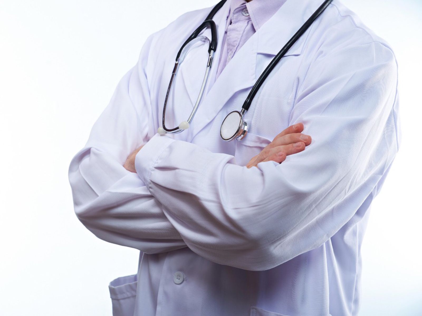 Justiça Federal registra aumento de ações para validar diplomas médicos estrangeiros no Paraná 