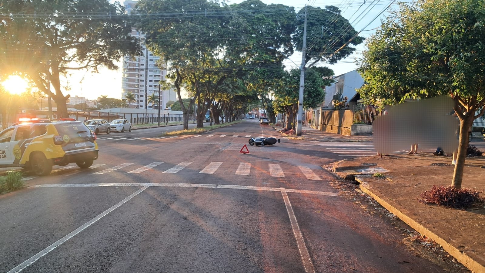 Jornal Ilustrado - O grande jornal do Noroeste do Paraná Jornal Ilustrado - Motorista de caminhonete foge após acidente com ciclomotor em Umuarama