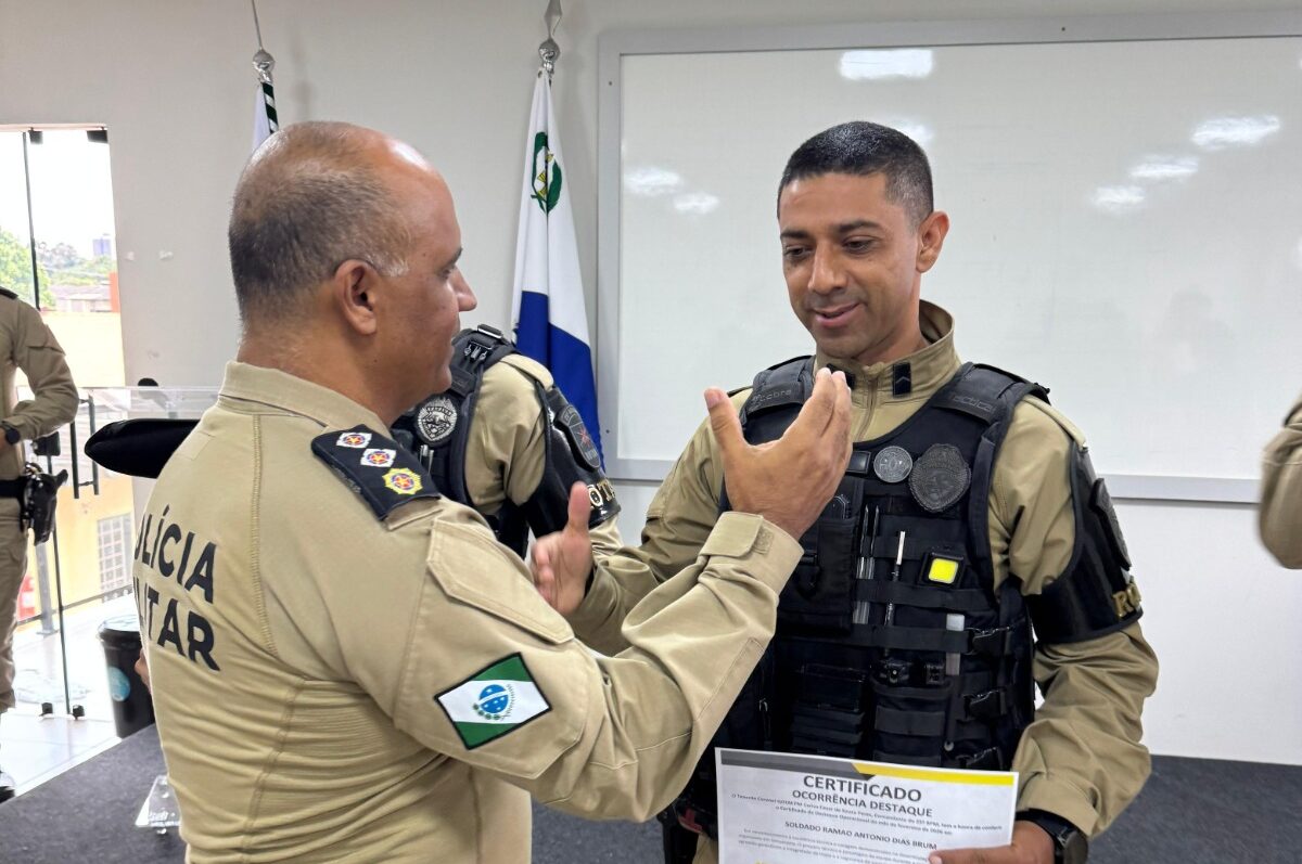 Jornal Ilustrado - 25º BPM homenageia militares e realiza solenidade de compromisso ao primeiro posto de oficialato