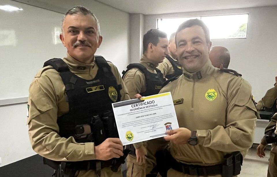 Jornal Ilustrado - 25º BPM homenageia militares e realiza solenidade de compromisso ao primeiro posto de oficialato