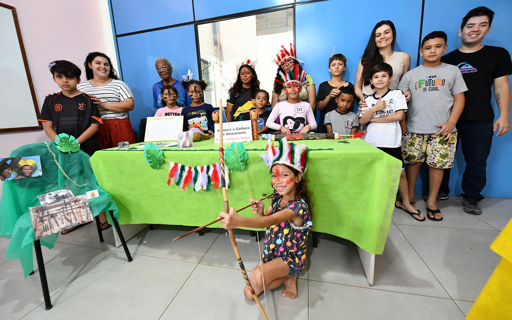 Crianças do Industrial homenageiam povos indígenas em exposição
