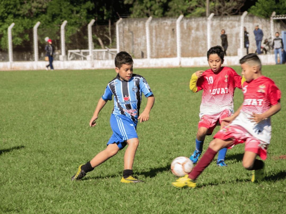 Jornal Ilustrado - Sub-11 abre calendário dos campeonatos de base com jogos no Lúcio Pipino