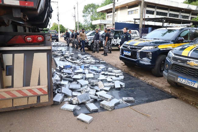 PRF apreende R$ 100 milhões em cocaína em caminhão interceptado no PA