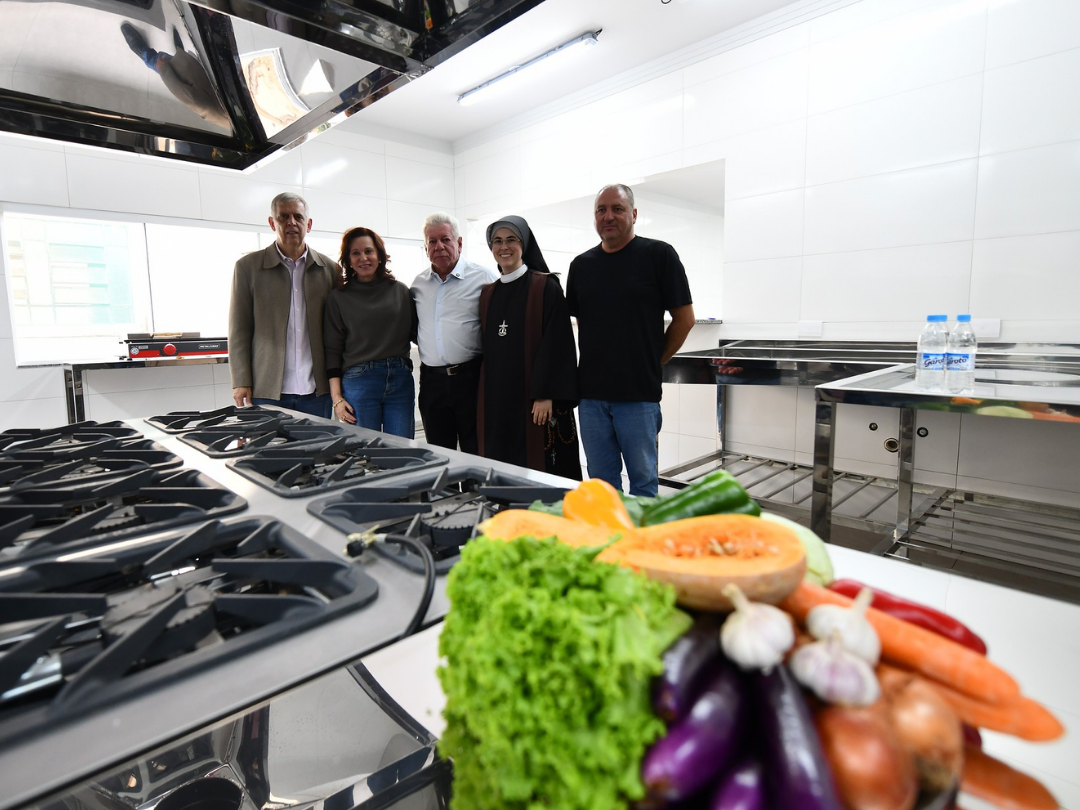 Lar Santa Faustina ganha nova cozinha com destinação de recursos do IR