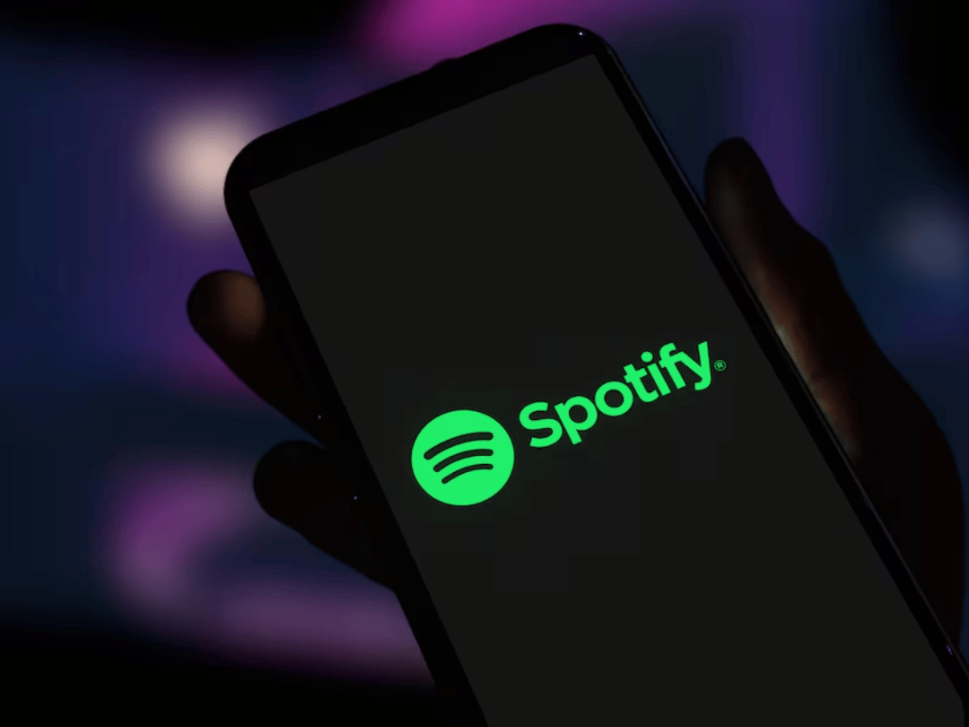 Spotify e Universal Music anunciam acordo para covers e remixes com IA feitos por fãs