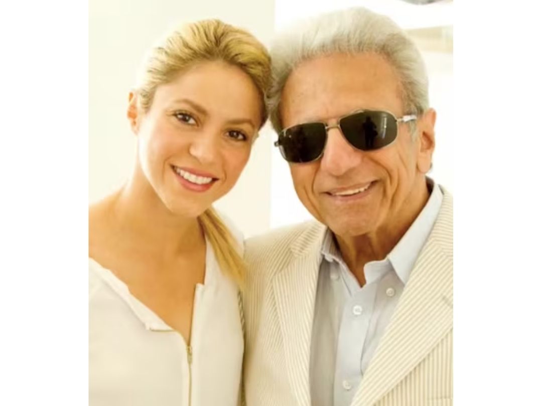 Jornal Ilustrado - O grande jornal do Noroeste do Paraná Jornal Ilustrado - Pai de Shakira sofreu isquemia e cantora foi avisada horas antes do show, diz revista