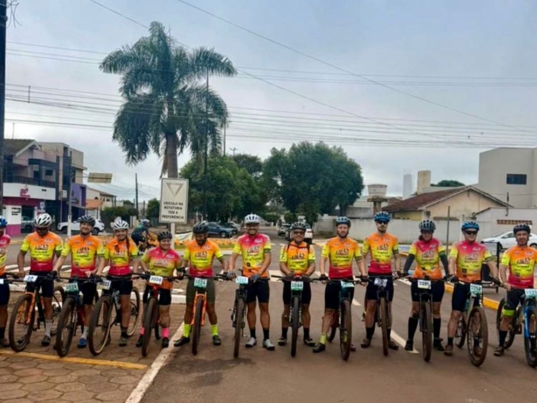 Jornal Ilustrado - Ciclismo de Umuarama conquista 10 pódios em etapa da Copa Conesul de MTB