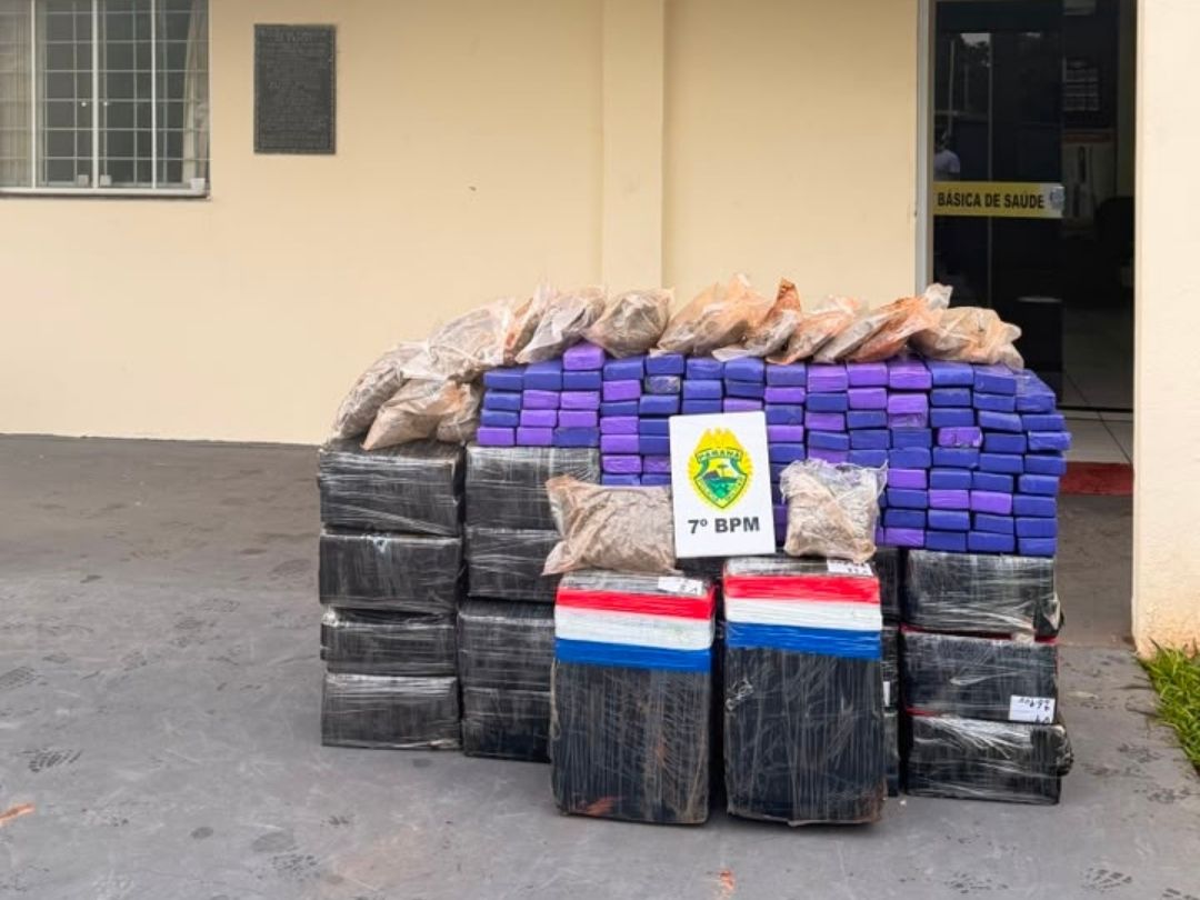 Jornal Ilustrado - O grande jornal do Noroeste do Paraná Jornal Ilustrado - Mais de 600 kg de maconha são apreendidos após perseguição na PR-323