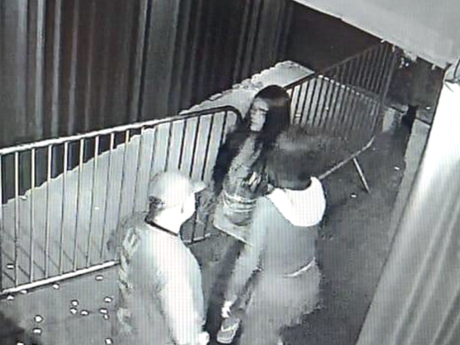 Primas desaparecidas e suspeito foram a boate em Paranavaí. Polícia pede ajuda à população