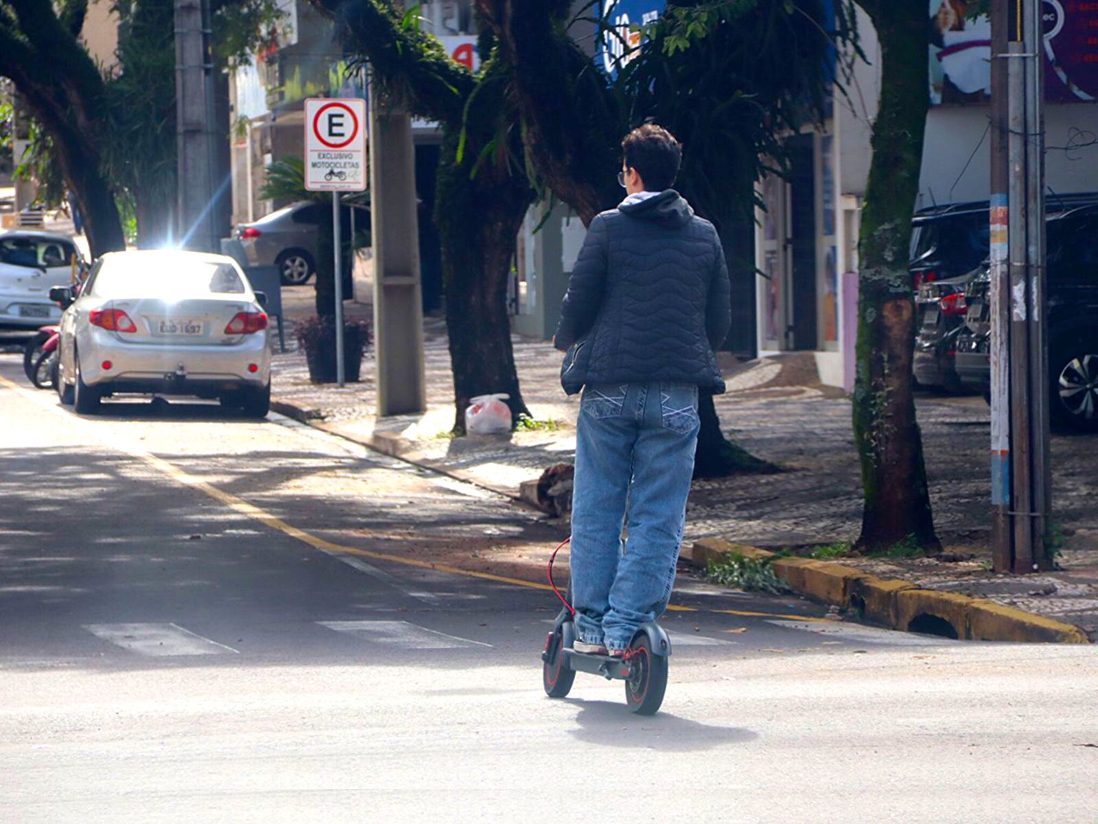 Jornal Ilustrado - Sestram prepara projeto para regulamentar uso de patinetes e bicicletas elétricas em Umuarama 