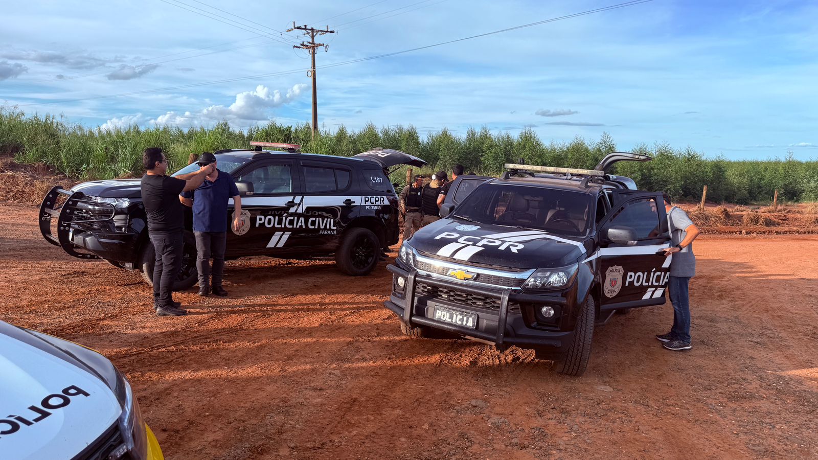Jornal Ilustrado - Primas desaparecidas e suspeito foram a boate em Paranavaí. Polícia pede ajuda à população
