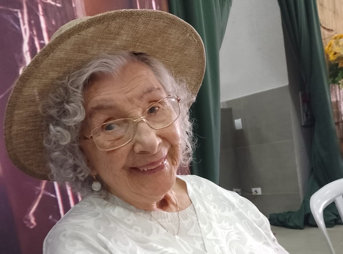 Jornal Ilustrado - Faleceu hoje aos 99 anos, a pioneira Odethe de Oliveira