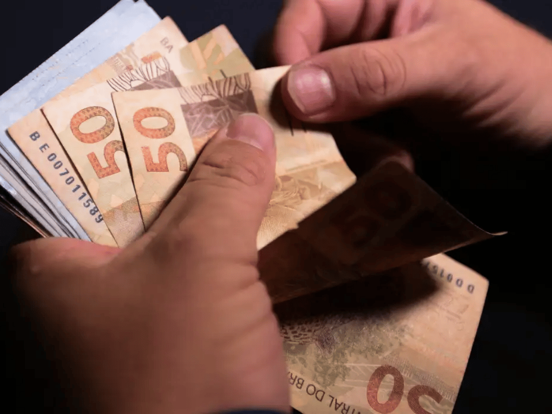 Jornal Ilustrado - Caixa começa a pagar Bolsa Família de junho