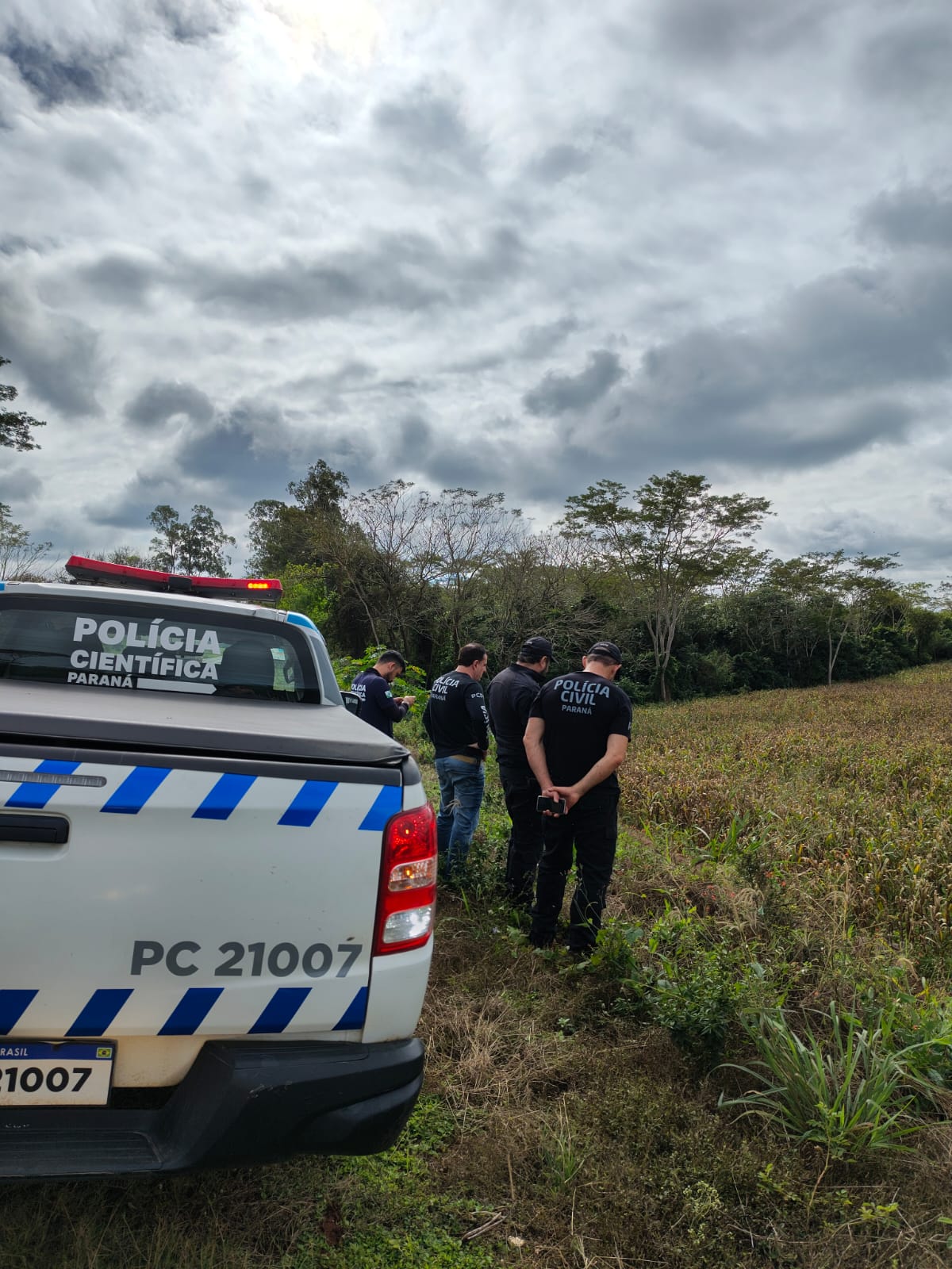 Jornal Ilustrado - Polícia usa radar de solo e drones em nova busca por primas desaparecidas