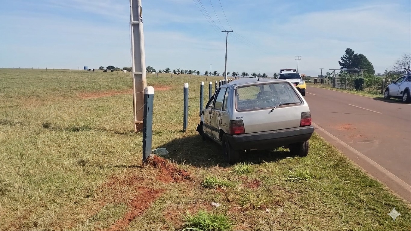 Capotamento deixa mãe e filho feridos na área rural de São Jorge do Patrocínio