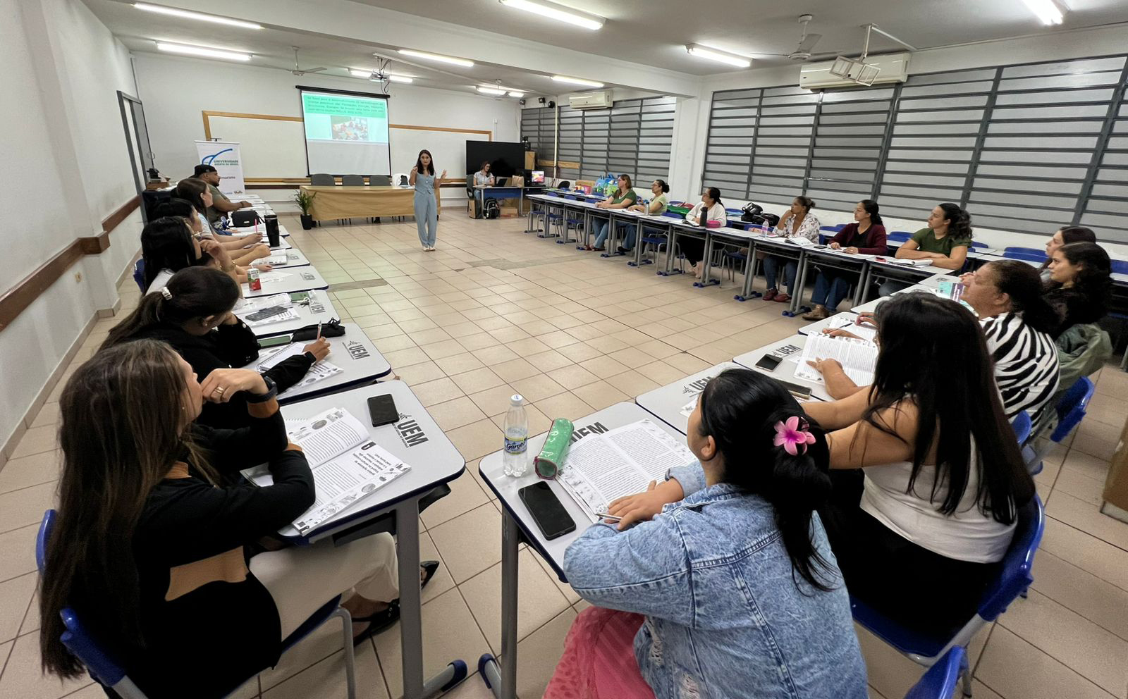 Polo da UAB divulga novos cursos gratuitos de pós-graduação com 64 vagas