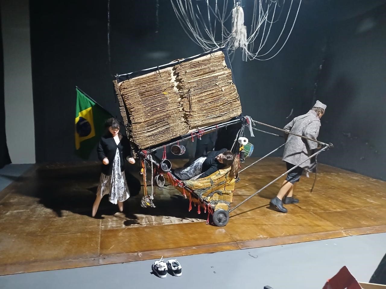 Jornal Ilustrado - Fim de semana tem teatro de graça no Centro Cultural
