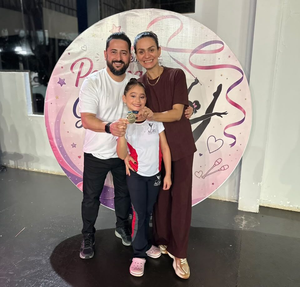 Orgulho de Umuarama: Maria Helena Cardoso conquista Bloco Ouro no Paranaense de Ginástica Rítmica
