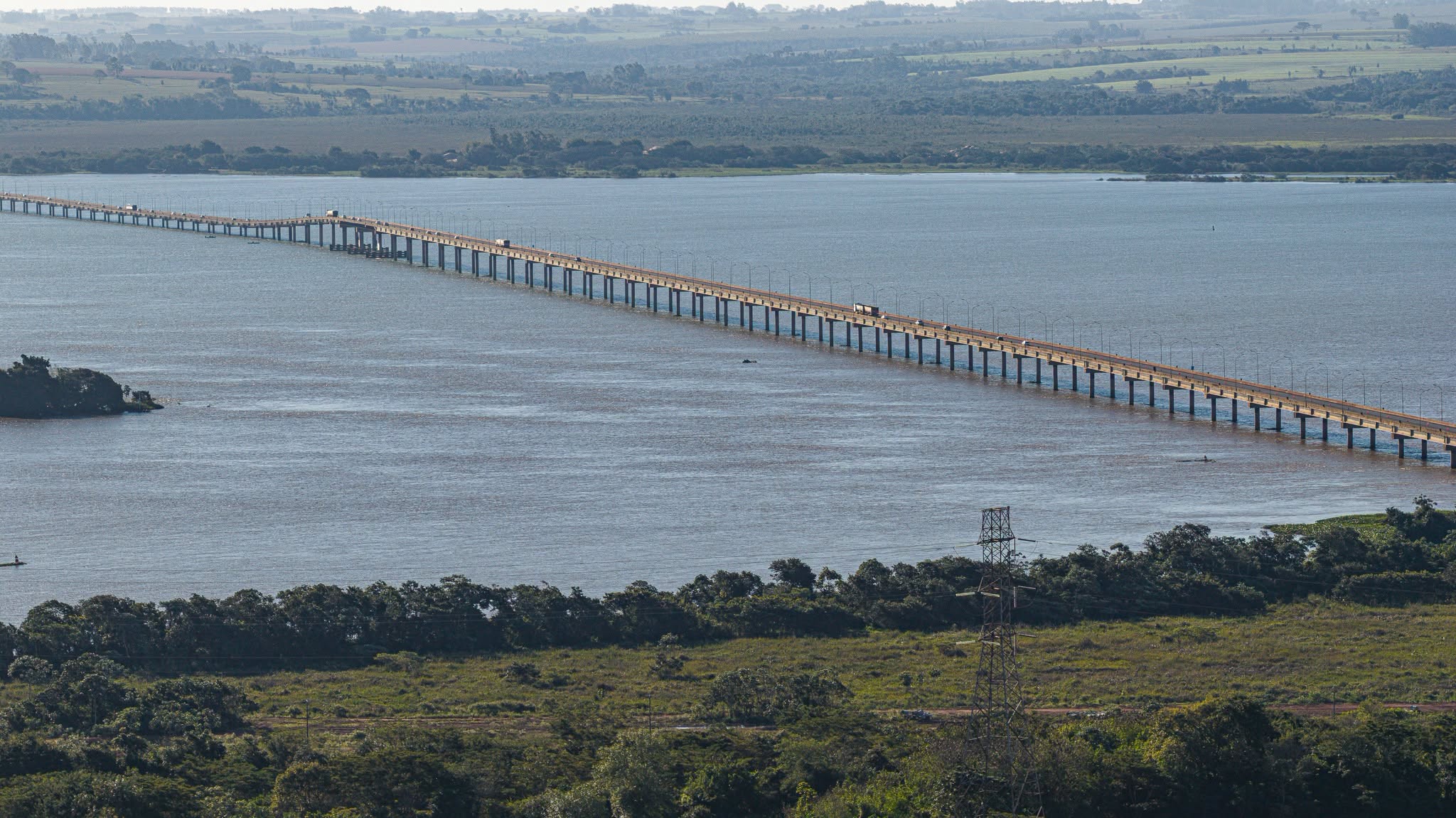 Jornal Ilustrado - O grande jornal do Noroeste do Paraná Jornal Ilustrado - Obras na ponte Ayrton Senna não terão mais PARE E SIGA durante o dia