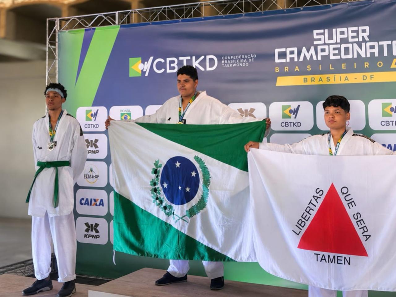 Jornal Ilustrado - O grande jornal do Noroeste do Paraná Jornal Ilustrado - Atleta de Umuarama conquista título de campeão brasileiro de Taekwondo