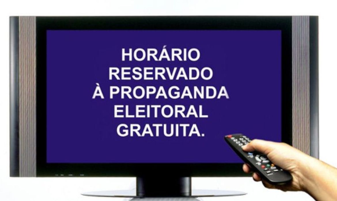 Jornal Ilustrado - Horário eleitoral no rádio e TV começa hoje