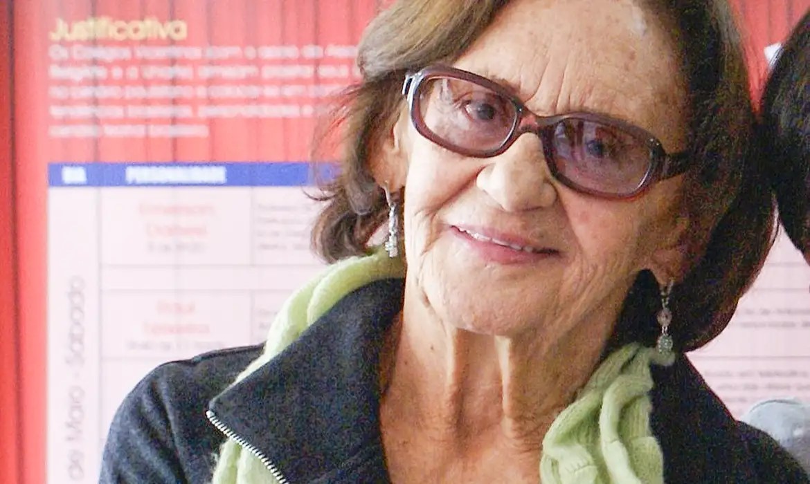 Morre aos 98 anos Laura Cardoso, um dos grandes nomes da dramaturgia brasileira