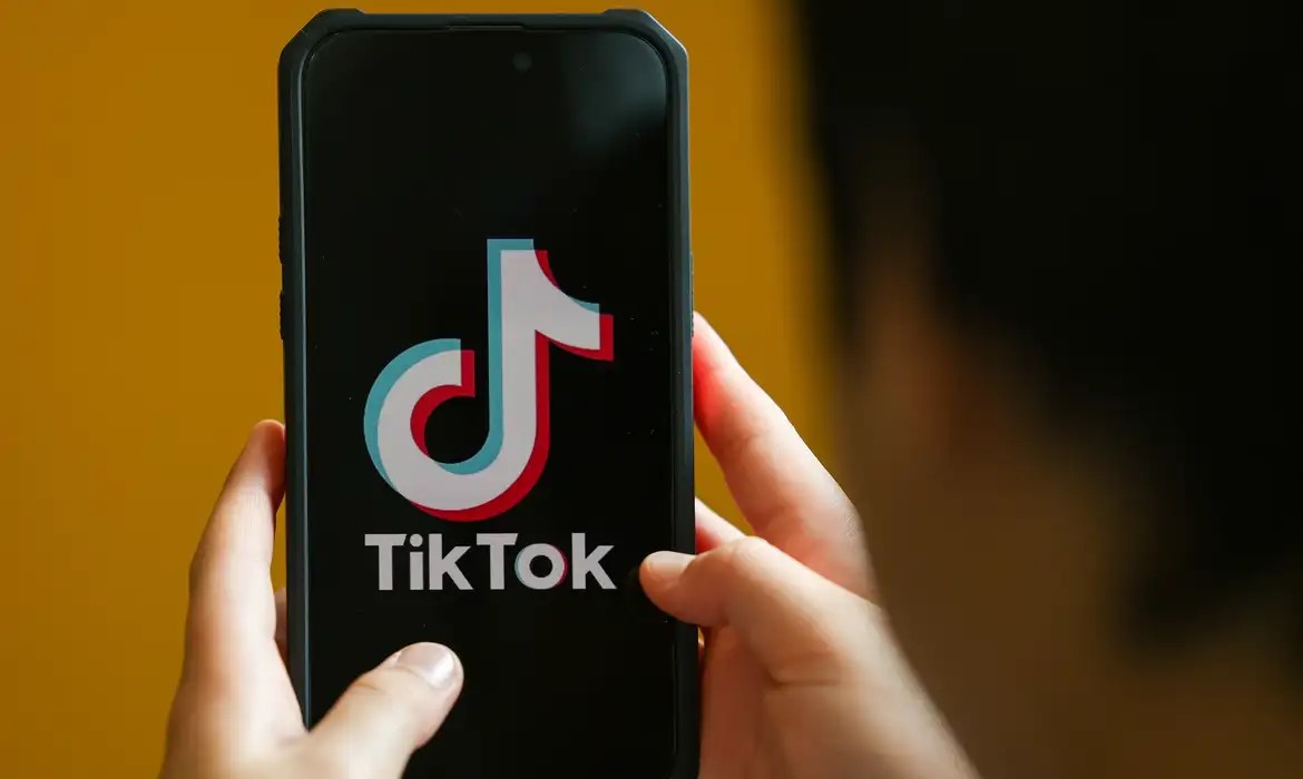 Jornal Ilustrado - O grande jornal do Noroeste do Paraná Jornal Ilustrado - Brasil multa TikTok em R$ 153,7 mi por falhas em dados de adolescentes