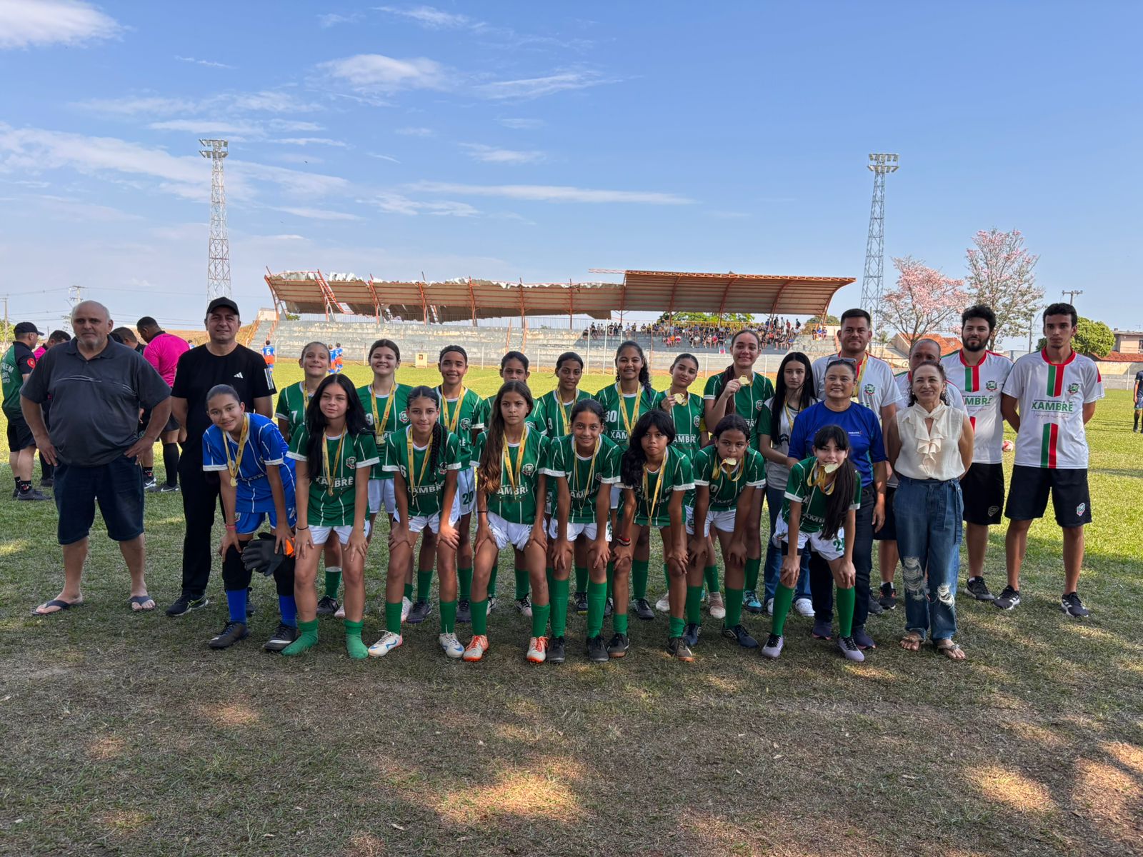 Jornal Ilustrado - O grande jornal do Noroeste do Paraná Jornal Ilustrado - Xambrê conquista título inédito no futebol feminino nos Jogos Escolares