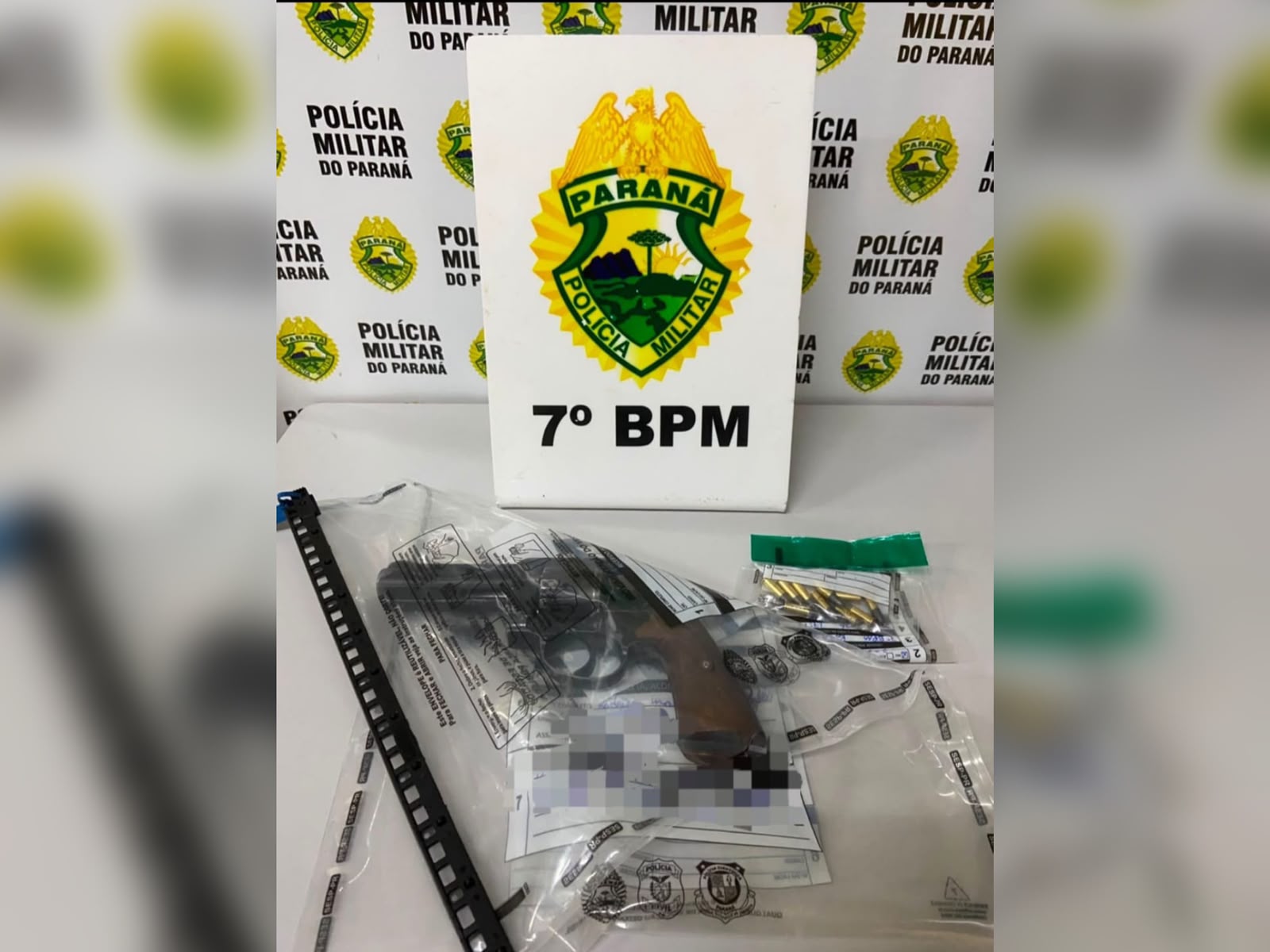 Homem é preso com revólver municiado durante operação em Cruzeiro do Oeste
