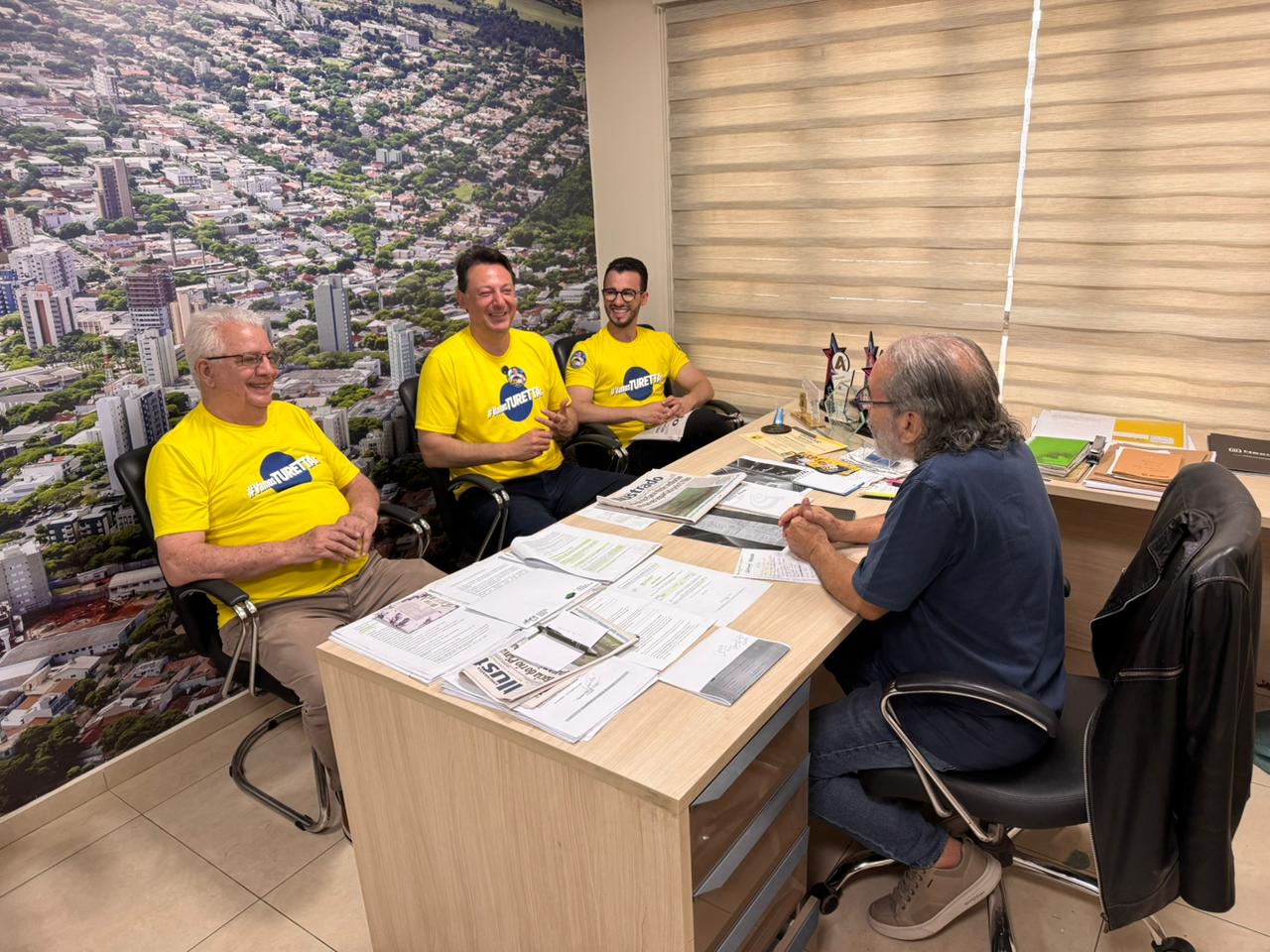 Jornal Ilustrado - Giuliano Turetta defende mais recursos para saúde e maior representativa de Umuarama