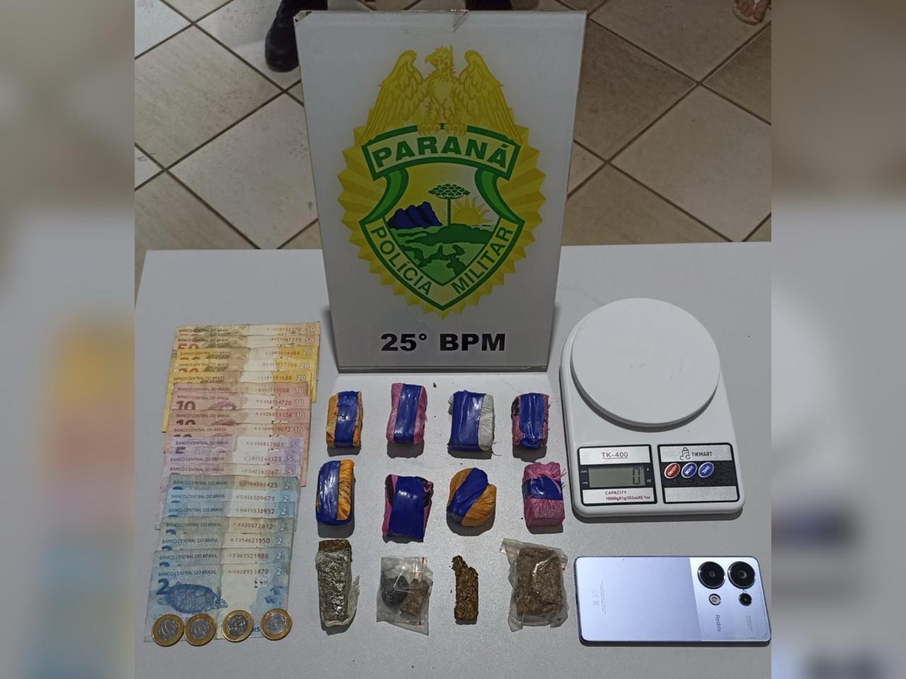 Jornal Ilustrado - Após denúncia de tráfico por ‘delivery’ homem é preso com maconha e balança em Umuarama